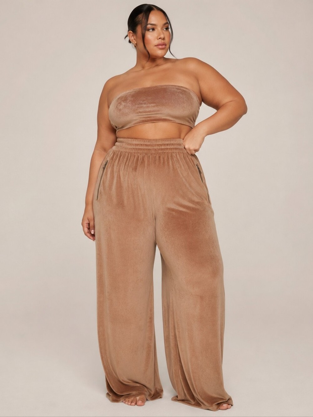 Skims Velour Wide Leg Pants Size 4x Gold NWT